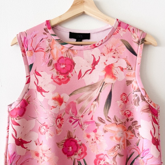 Zara Floral Pink Knit Mini Dress Size Medium - Picture 4 of 10